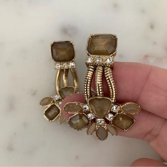 J Crew bold & gorgeous style earrings!! Neutral go with everything col… - Picture 7 of 8